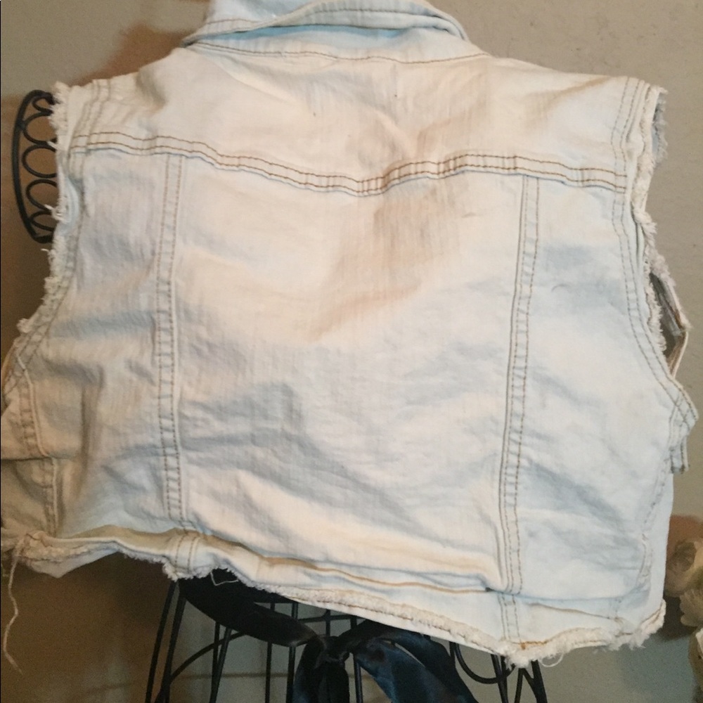 Top - Picture 3 of 3